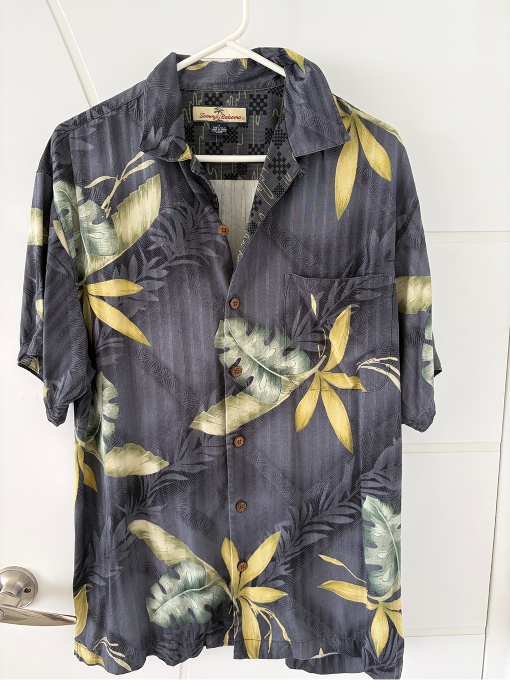 Tommy Bahama Gray Short Sleeve Tropical Leaf Button-Down Shirt